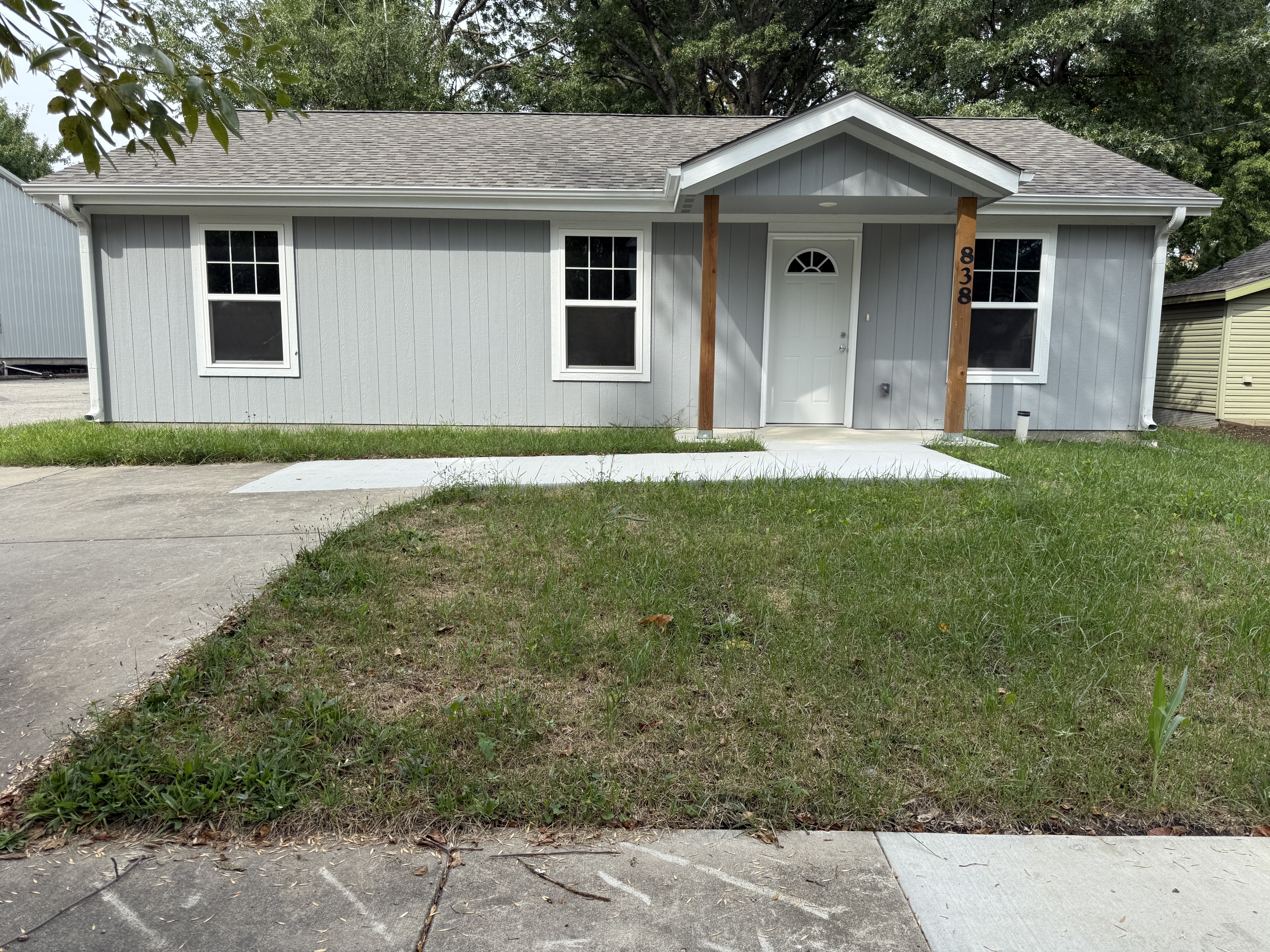 838 South Hickory Street